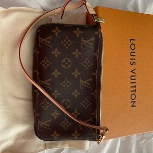 Louis Vuitton: Authentic New Pochette Accessoires. Never been used